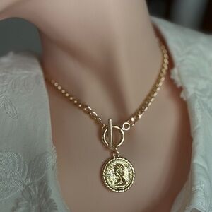 Vintage Style Coin Pendant Necklace
